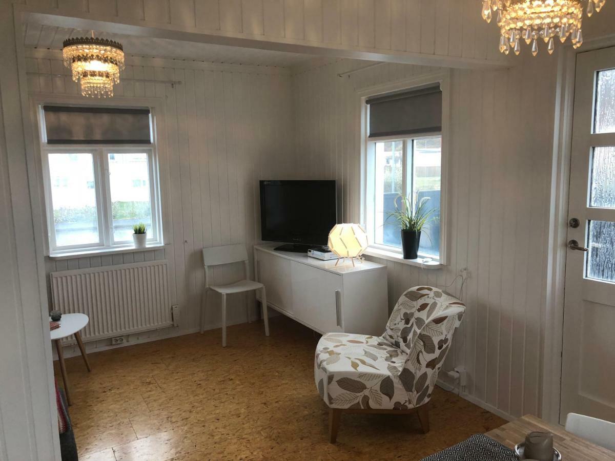 Vellir Grenivik Home With A View מראה חיצוני תמונה